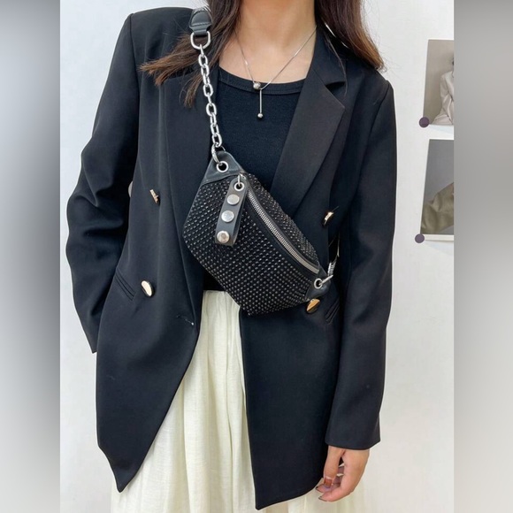 New Fanny Pack, Crossbody Bag - Picture 7 of 7